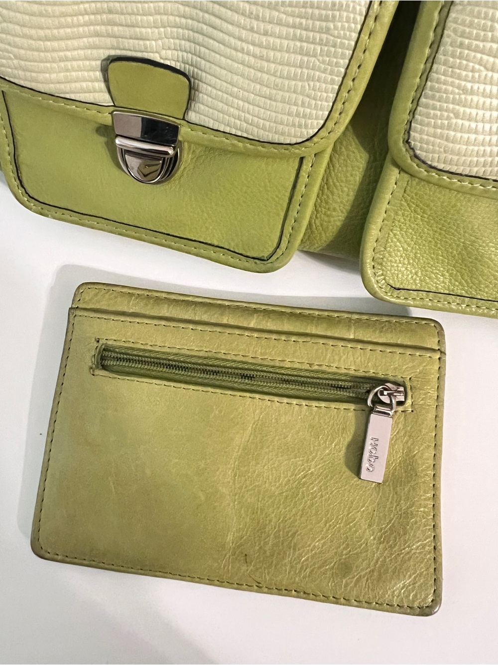 Fossil Genuine Leather Lime Green Shoulder Handbag w/ Matching Card Holder Y2K - Picture 4 of 10